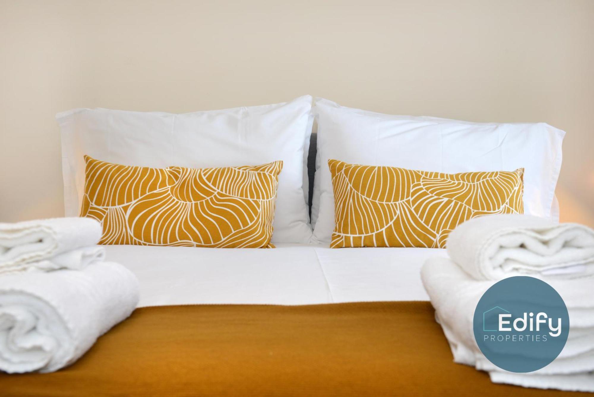 City Centre Townhouse, Sleeps 8, Free Parking Southampton Esterno foto