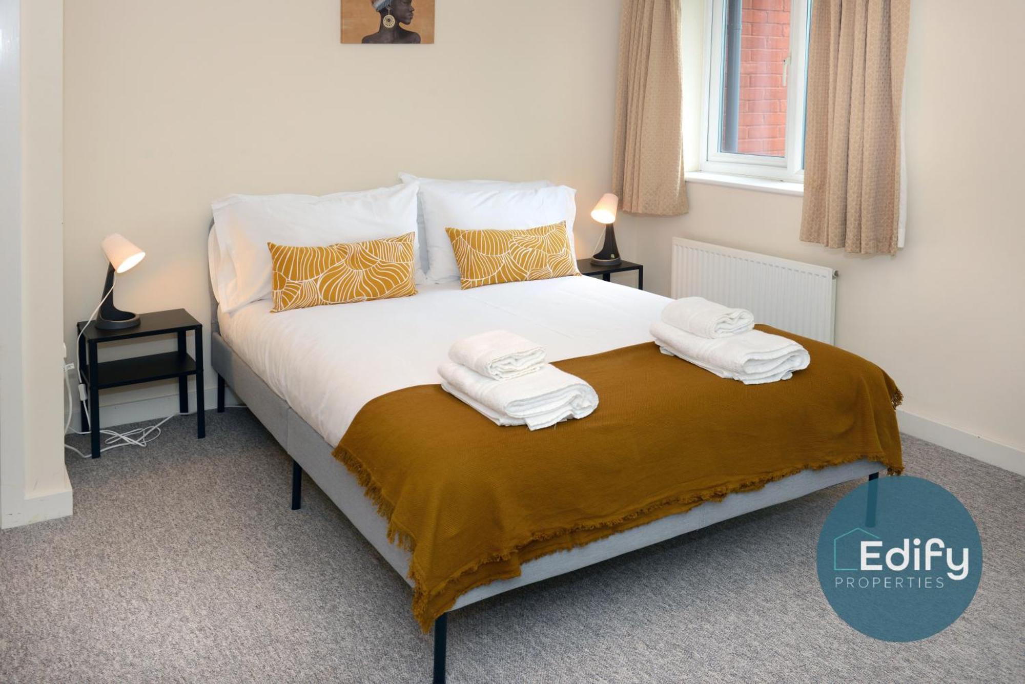 City Centre Townhouse, Sleeps 8, Free Parking Southampton Esterno foto
